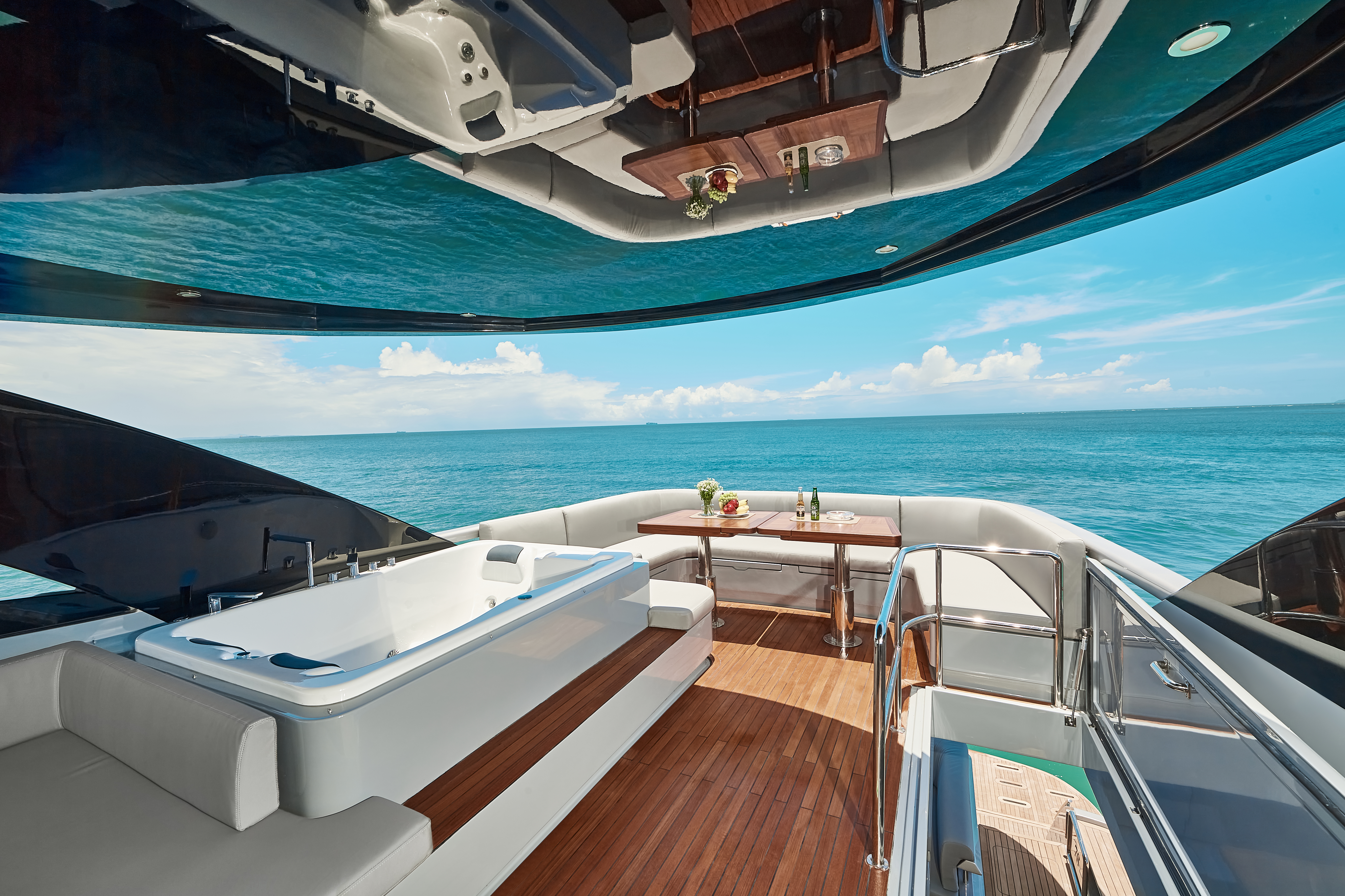 Aquitalia 78ft